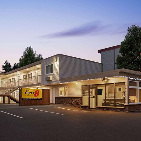 Super 8 By Wyndham Courtenay Kültér fotó